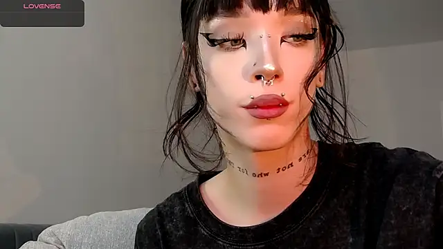 Snapshot of Dasha_M chatting on September 2025 10:06:01 AM Dasha M online show from September 2025 10:06:01 AM