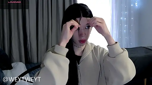 Snapshot of Dasha_M chatting on December 2025 11:17:01 AM Dasha M online show from December 2025 11:17:01 AM