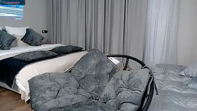 Snapshot of Dasha_M chatting on February 2026 03:43:01 PM Dasha M online show from February 2026 03:43:01 PM