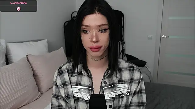 Dasha M online show from July 2026 12:22:01 PM