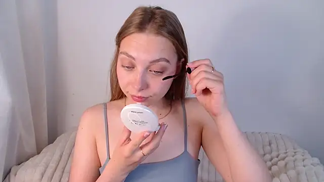 bellaa love  online show from June 2026 12:24:01 AM