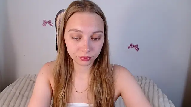 bellaa love  online show from June 2026 12:16:02 AM