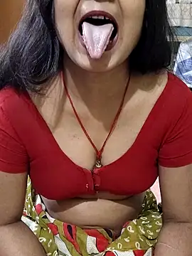 yoursweety09 online show from April 2026 09:37:01 AM