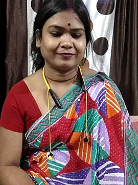 yoursweety09 online show from May 2026 02:06:02 AM