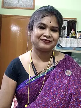 yoursweety09 online show from May 2026 01:43:02 PM