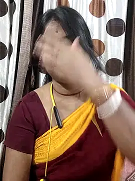 yoursweety09 online show from May 2026 12:04:02 AM