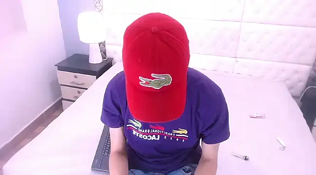 Snapshot of Eban_Dustan chatting on February 2025 11:42:02 AM Eban Dustan online show from February 2025 11:42:02 AM