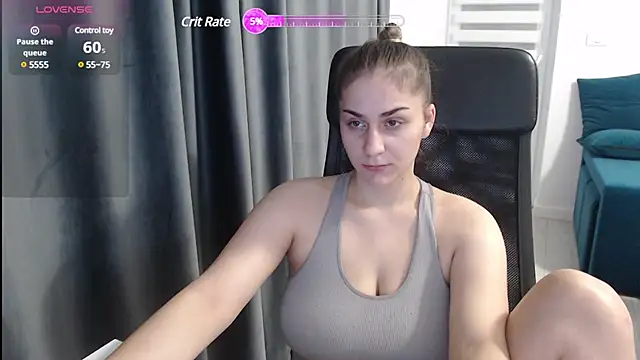 Snapshot of Sellena_cuute chatting on January 2025 04:36:01 AM Sellena cuute online show from January 2025 04:36:01 AM