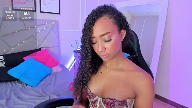 Snapshot of Amber__Sanchez chatting on January 2025 07:46:02 AM Amber Sanchez online show from January 2025 07:46:02 AM