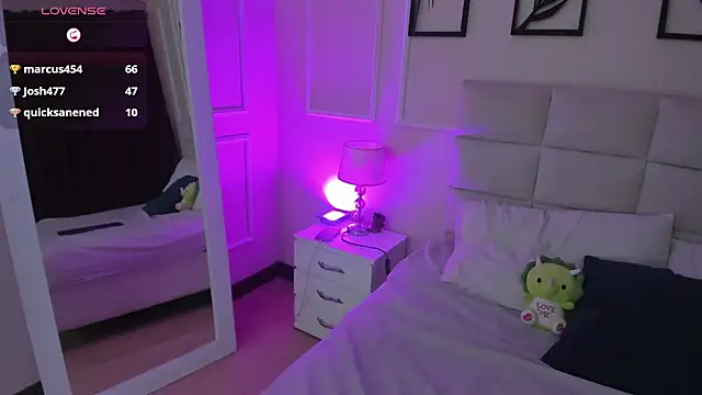 Snapshot of Amber__Sanchez chatting on February 2025 06:24:01 AM Amber Sanchez online show from February 2025 06:24:01 AM