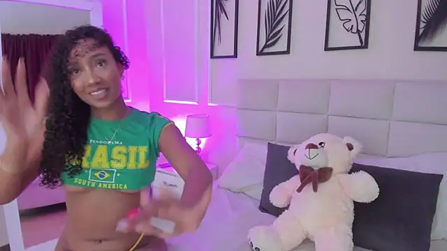 Snapshot of Amber__Sanchez chatting on February 2025 03:26:02 AM Amber Sanchez online show from February 2025 03:26:02 AM