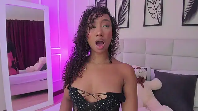 Snapshot of Amber__Sanchez chatting on March 2025 06:13:02 AM Amber Sanchez online show from March 2025 06:13:02 AM