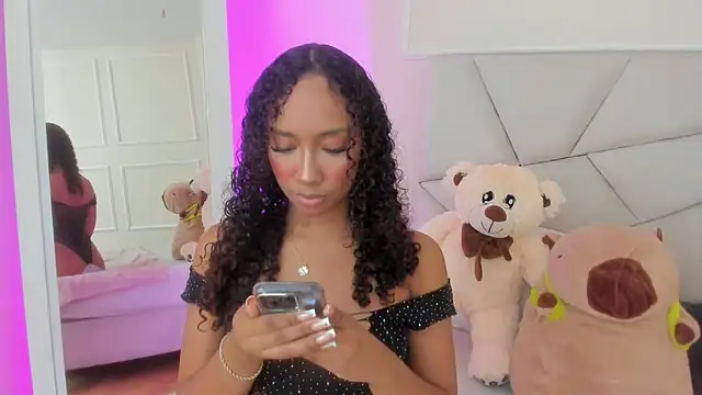 Snapshot of Amber__Sanchez chatting on March 2025 09:48:02 PM Amber Sanchez online show from March 2025 09:48:02 PM