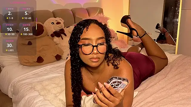 Snapshot of Amber__Sanchez chatting on October 2025 02:25:02 AM Amber Sanchez online show from October 2025 02:25:02 AM