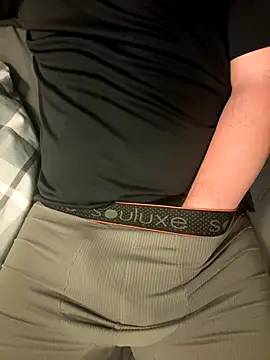 Snapshot of Dan8736 chatting on October 2025 07:32:01 PM Dan8736 online show from October 2025 07:32:01 PM