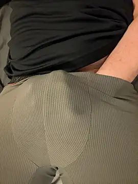 Snapshot of Dan8736 chatting on November 2025 08:53:02 PM Dan8736 online show from November 2025 08:53:02 PM