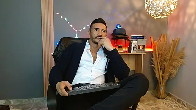 Reiko 85  online show from March 2026 06:42:02 PM