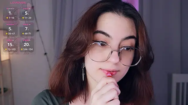 DracosMoon online show from December 2024 10:45:02 AM