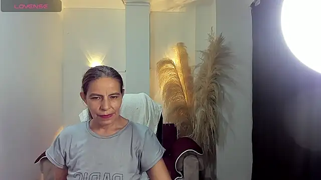 Milf karlye online show from June 2026 03:33:01 AM