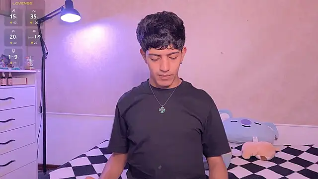 Snapshot of teobowny_ chatting on February 2026 11:27:02 PM teobowny online show from February 2026 11:27:02 PM