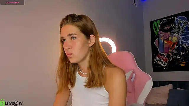 Jennifer Wadee online show from June 2026 10:37:01 PM