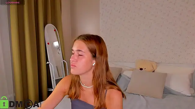 Jennifer Wadee online show from July 2026 11:12:02 PM