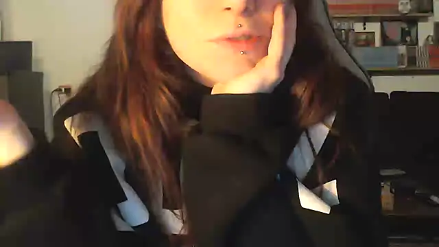 complicata mente online show from January 2025 03:55:02 PM