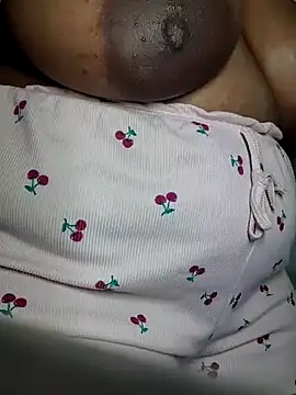Bustylisa17 online show from December 2024 06:08:01 PM