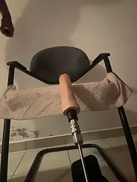 Snapshot of cretanbi chatting on September 2025 04:51:01 PM cretanbi online show from September 2025 04:51:01 PM