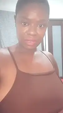 Snapshot of Luciouslips00 chatting on January 2025 09:20:01 PM Luciouslips00 online show from January 2025 09:20:01 PM