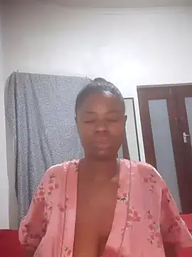 Snapshot of Luciouslips00 chatting on January 2025 01:49:01 AM Luciouslips00 online show from January 2025 01:49:01 AM