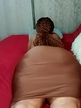 Snapshot of Luciouslips00 chatting on September 2025 03:50:02 PM Luciouslips00 online show from September 2025 03:50:02 PM