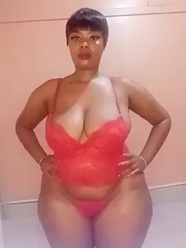 Luciouslips00 online show from June 2026 04:06:01 PM