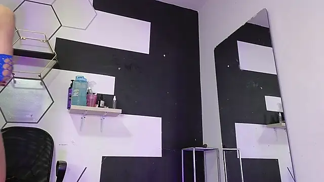 haileycat online show from October 2025 01:04:02 AM