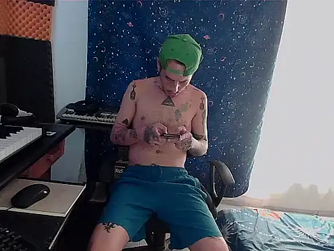 Snapshot of patrik_tattoo_ chatting on January 2025 07:18:02 PM patrik tattoo online show from January 2025 07:18:02 PM