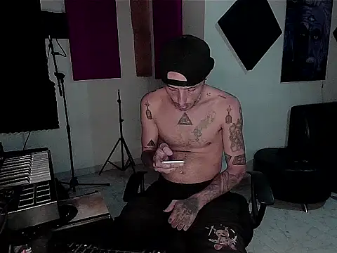 patrik tattoo  online show from November 2025 02:11:01 AM