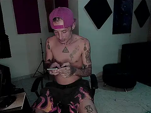 patrik tattoo  online show from December 2025 06:18:01 AM