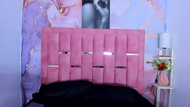 LizzMartin online show from February 2025 07:10:02 PM