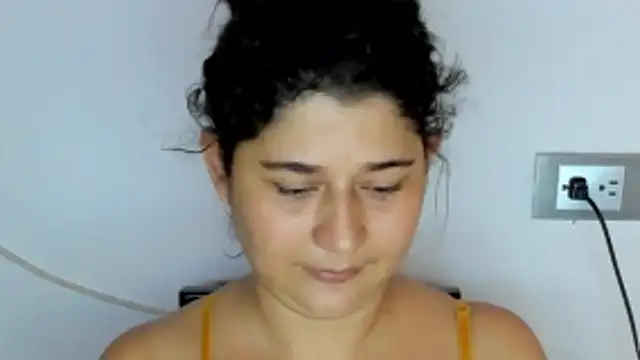 alinabozz1 online show from May 2026 08:04:02 PM