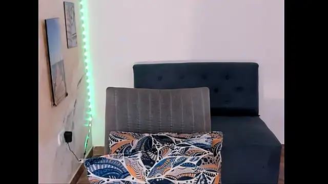 alinabozz1 online show from May 2026 04:07:01 AM