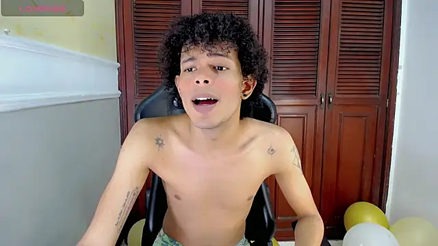 rose Skinny  online show from September 2025 09:26:01 PM