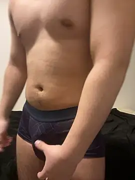 YU-KI00 online show from April 2026 12:54:01 PM