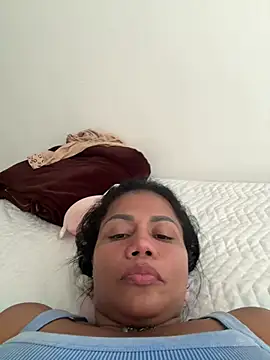 KarenGuzman  online show from March 2025 09:35:01 PM