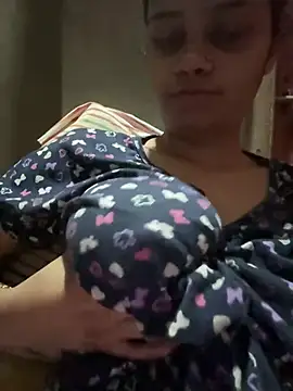 Snapshot of Miss-Kamini chatting on January 2025 03:21:01 PM Miss-Kamini online show from January 2025 03:21:01 PM