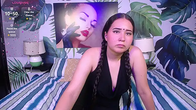 Snapshot of hushaima chatting on January 2025 07:00:02 PM hushaima online show from January 2025 07:00:02 PM