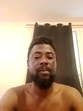 Amou215 online show from July 2026 06:20:01 PM