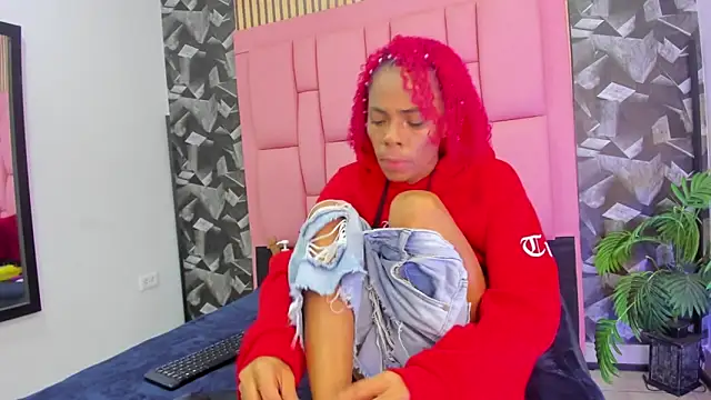 Snapshot of Brithanyslim chatting on January 2026 07:29:01 PM Brithanyslim online show from January 2026 07:29:01 PM