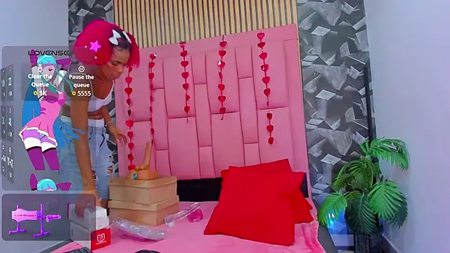 Snapshot of Brithanyslim chatting on February 2026 07:13:02 PM Brithanyslim online show from February 2026 07:13:02 PM