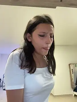 EmySofia online show from December 2024 10:22:01 PM