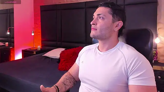 Snapshot of JossAckland chatting on March 2025 12:09:02 PM JossAckland online show from March 2025 12:09:02 PM